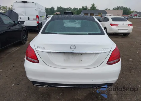 2015 Mercedes-Benz C 300 4Matic/Luxury 4Matic/Sport 4Matic from USA, damaged, VIN 55SWF4KB4FU064209